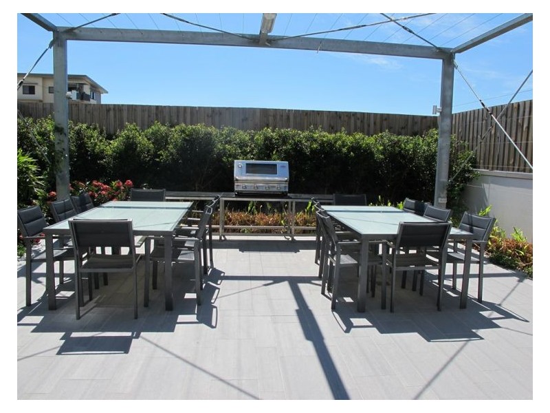 1135/16 Hamilton Pl, Bowen Hills QLD 4006