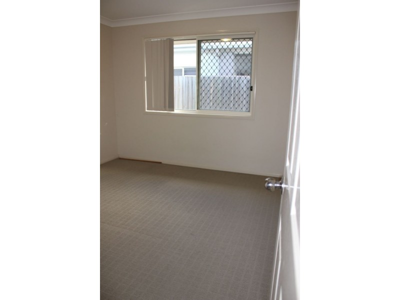 19 Lillydale Pl, Calamvale QLD 4116