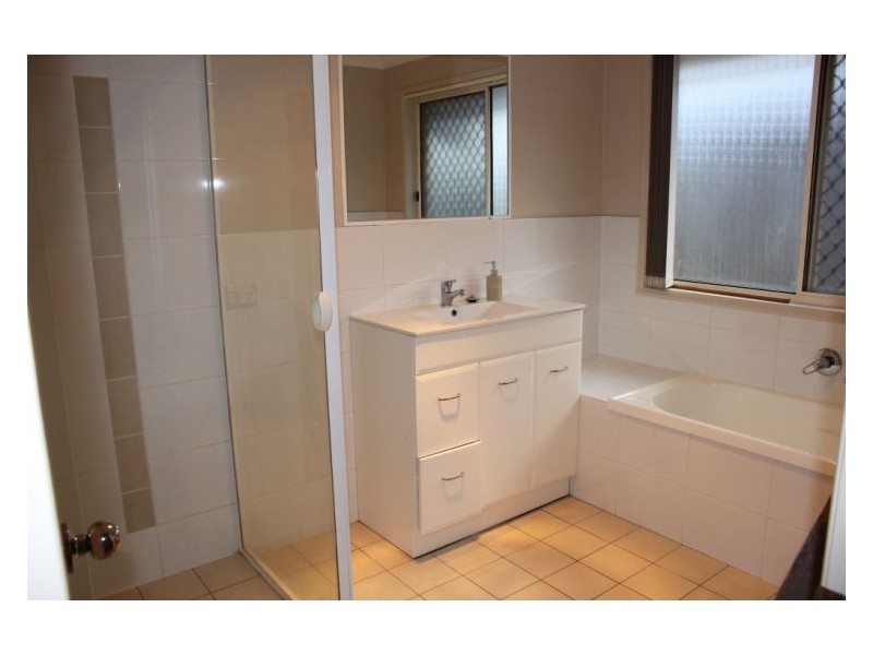 19 Lillydale Pl, Calamvale QLD 4116