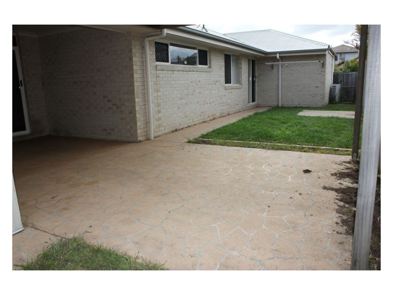 19 Lillydale Pl, Calamvale QLD 4116