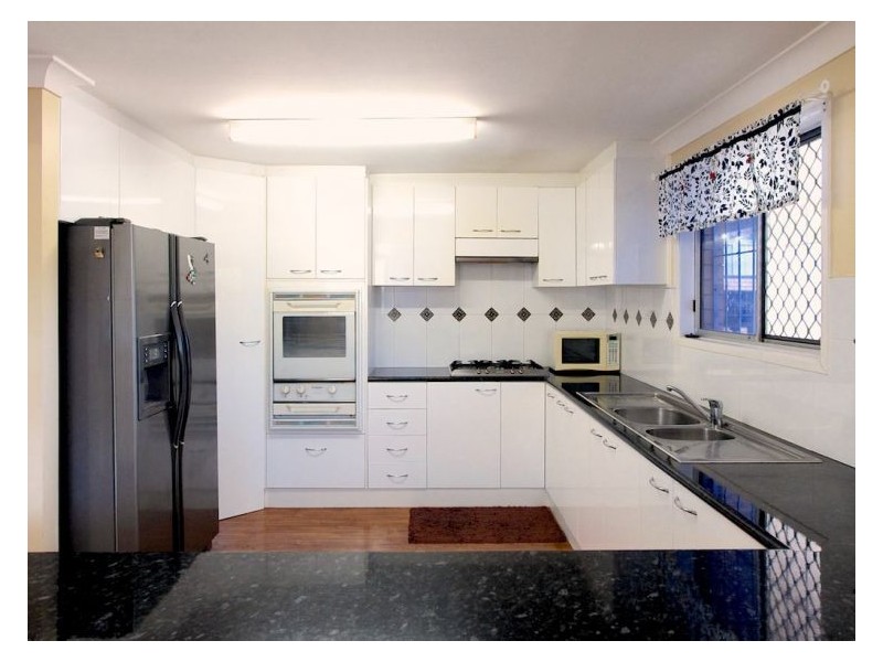 3 Darlington Street, Macgregor QLD 4109