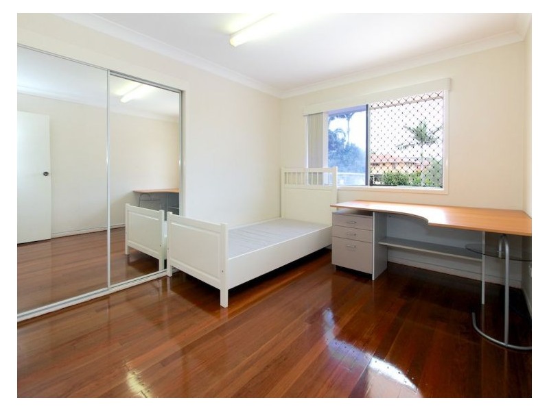 3 Darlington Street, Macgregor QLD 4109