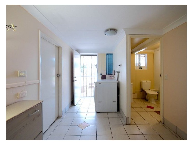 3 Darlington Street, Macgregor QLD 4109