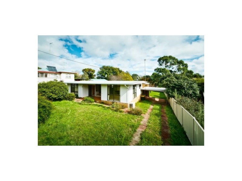 35 Myrtle St, Dorrigo NSW 2453