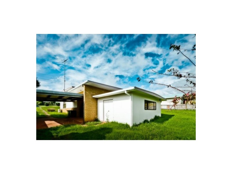 35 Myrtle St, Dorrigo NSW 2453