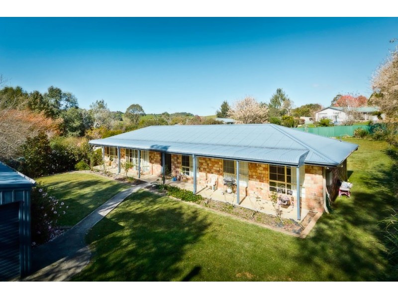 9 Cypress St, Dorrigo NSW 2453
