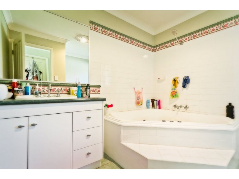 9 Cypress St, Dorrigo NSW 2453