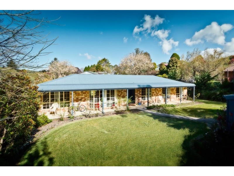 9 Cypress St, Dorrigo NSW 2453