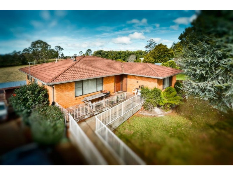 30 Karabin St, Dorrigo NSW 2453