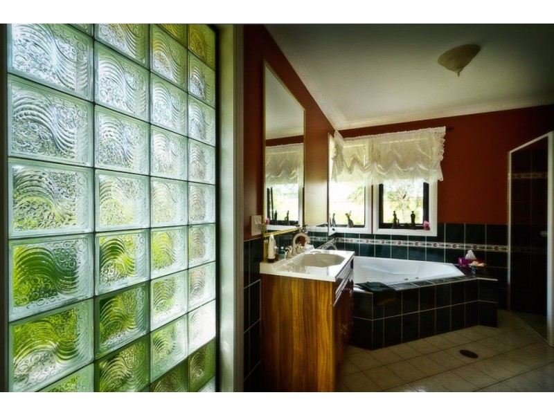 9 Elm Avenue, Dorrigo NSW 2453