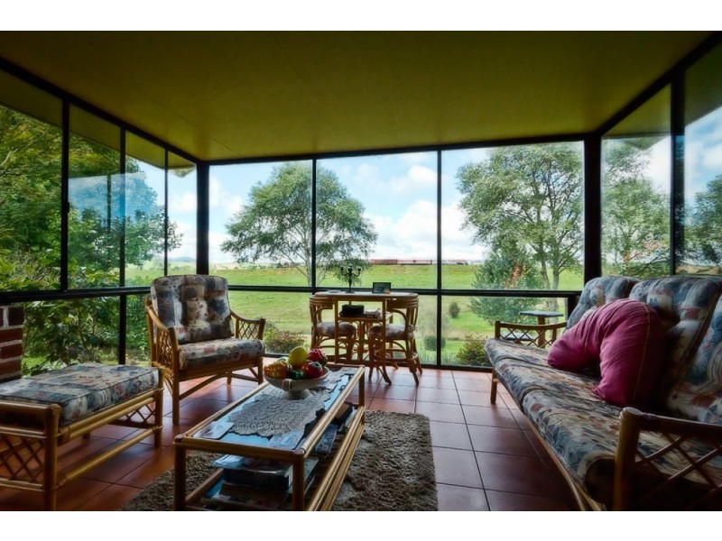 9 Elm Avenue, Dorrigo NSW 2453