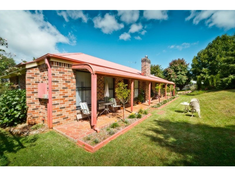 9 Elm Avenue, Dorrigo NSW 2453