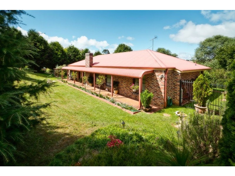 9 Elm Avenue, Dorrigo NSW 2453