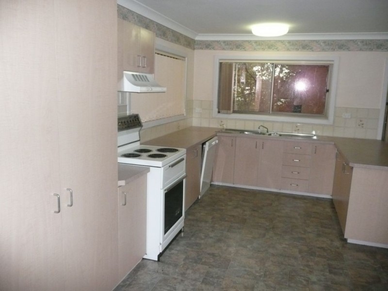 16 Gatenby Street, Dorrigo NSW 2453