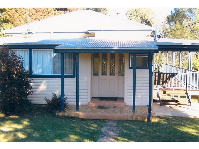 16 Bielsdown Street, Dorrigo NSW 2453