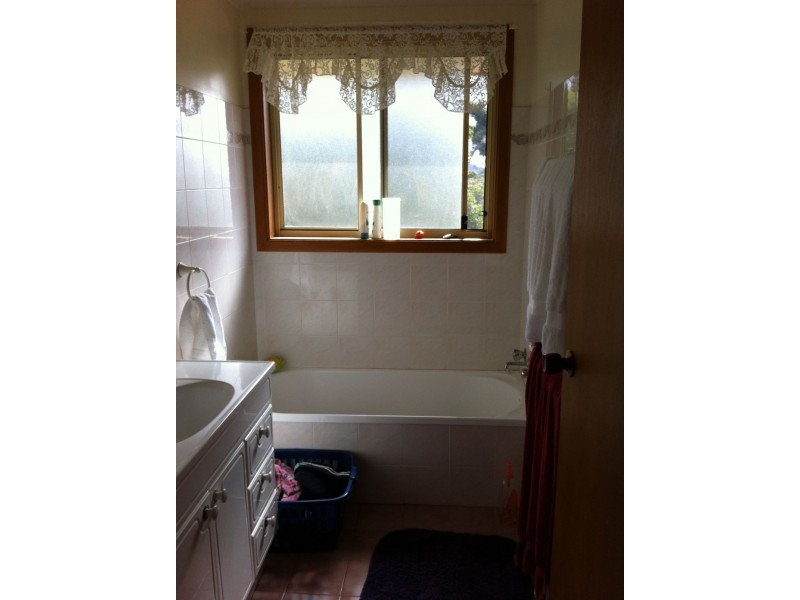 18 Gatenby Street, Dorrigo NSW 2453