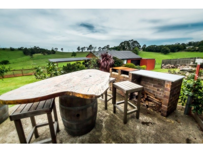 24 Kurrajong, Dorrigo NSW 2453