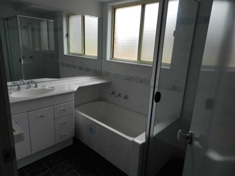 22 Lake Court, Urunga NSW 2455