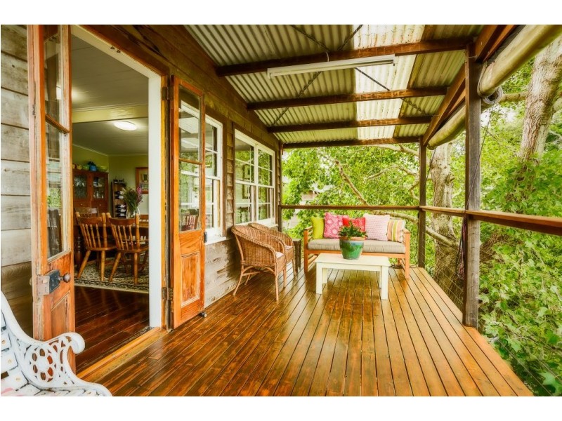 8 Hunter St, Repton NSW 2454