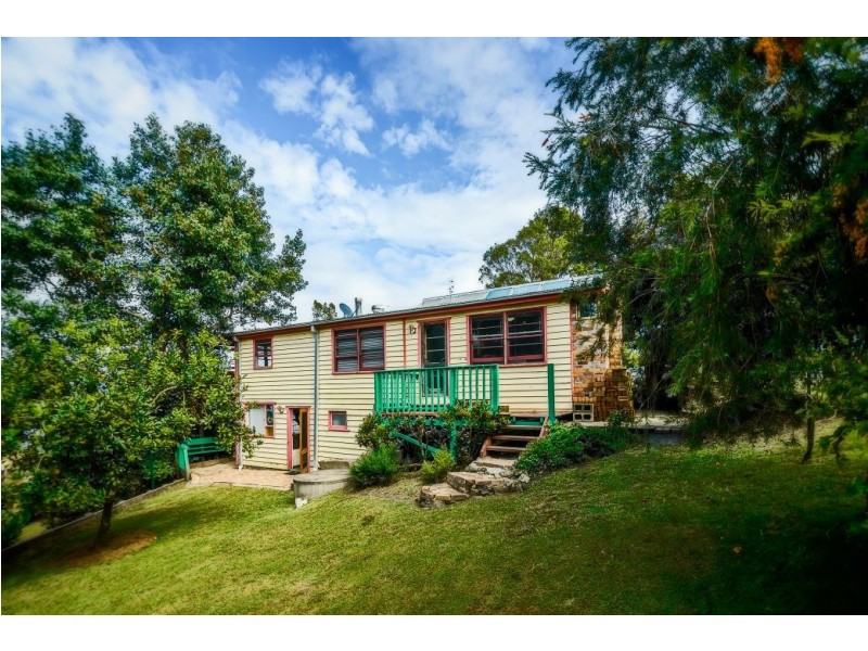 8 Hunter St, Repton NSW 2454