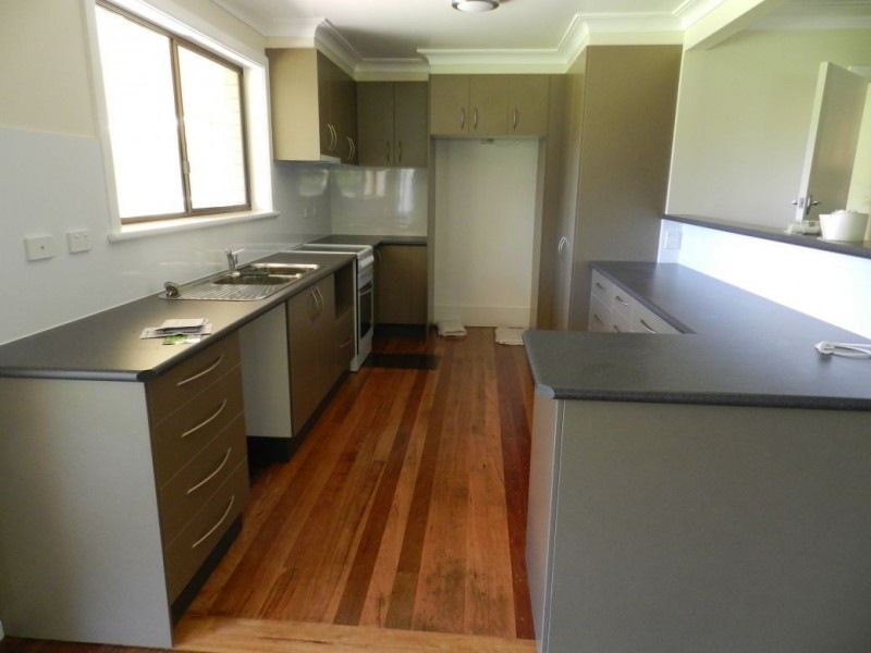 8 Rosewood Road, Dorrigo NSW 2453