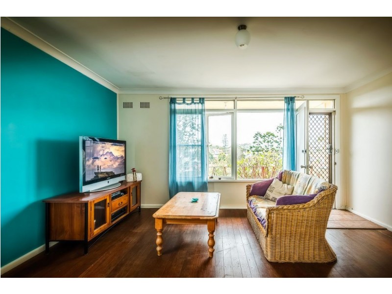 11 Lourdes Av, Urunga NSW 2455