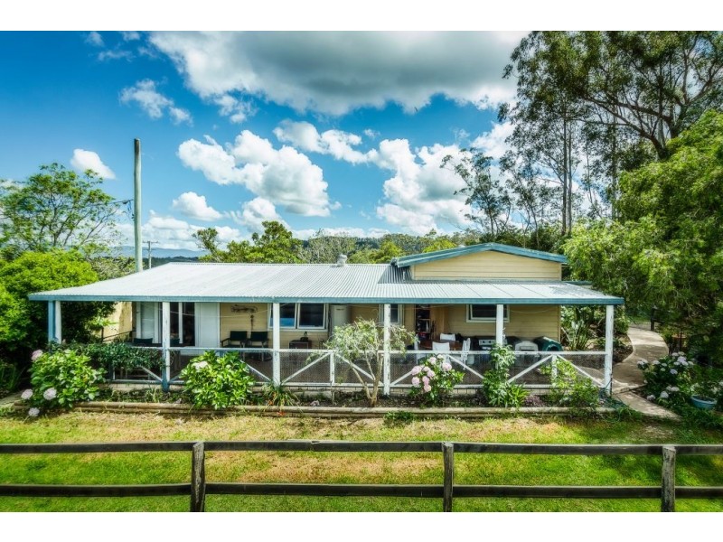 92 Hains Lane, BRIERFIELD,, Bellingen NSW 2454