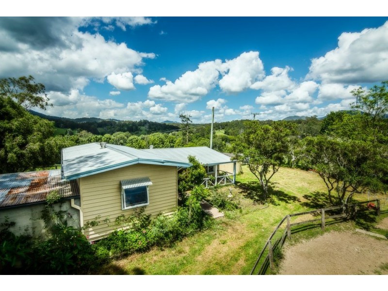92 Hains Lane, BRIERFIELD,, Bellingen NSW 2454