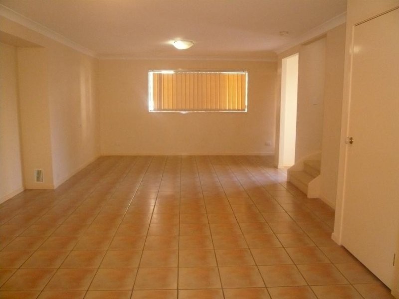 5/10 Rolle Street, Holland Park QLD 4121