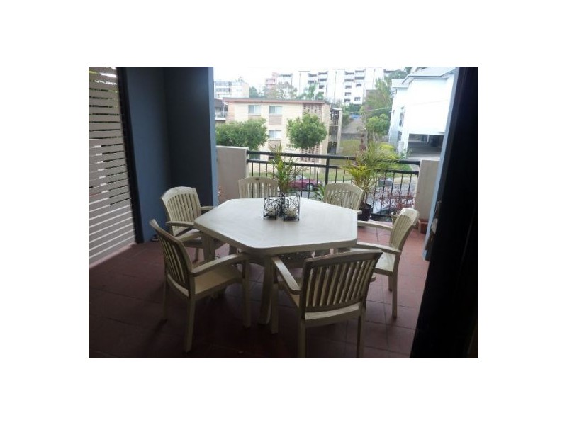 2/88 Bonney Avenue, Clayfield QLD 4011