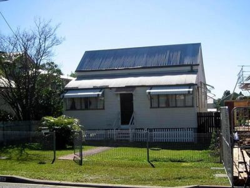 36 Avondale Avenue, Annerley QLD 4103