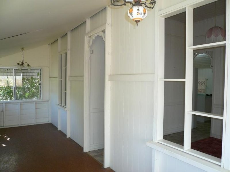 36 Avondale Avenue, Annerley QLD 4103