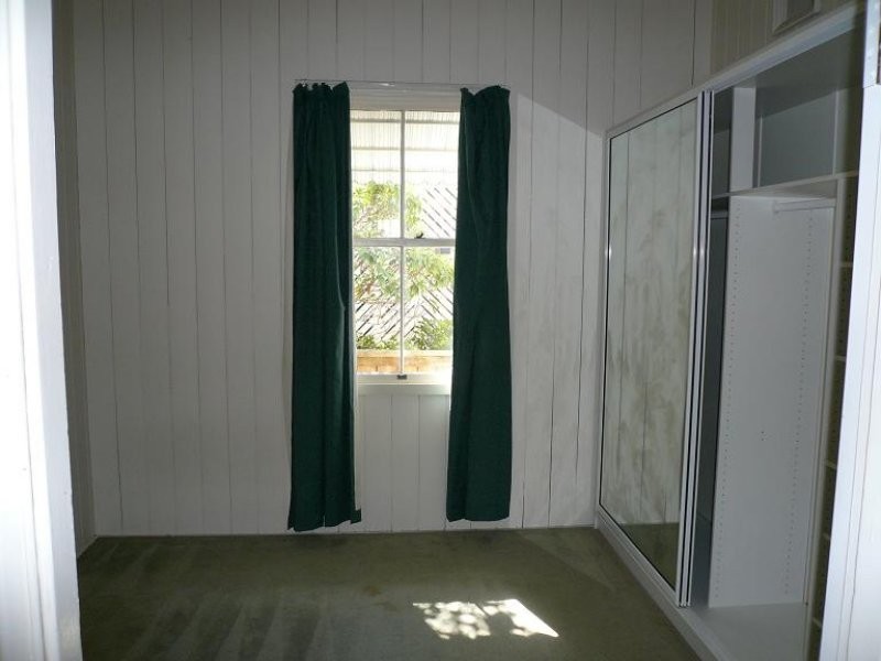 36 Avondale Avenue, Annerley QLD 4103