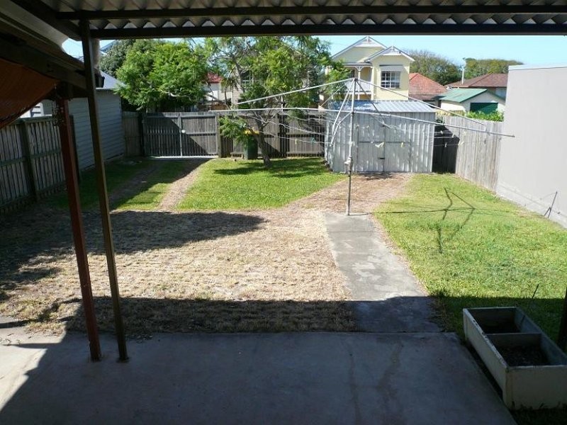 36 Avondale Avenue, Annerley QLD 4103