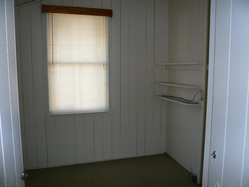 36 Avondale Avenue, Annerley QLD 4103