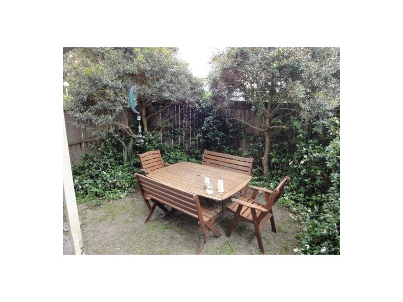 11/70 Douglas Street, Greenslopes QLD 4120