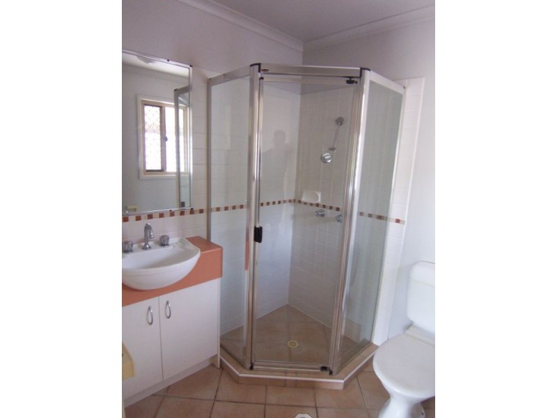 11/70 Douglas Street, Greenslopes QLD 4120