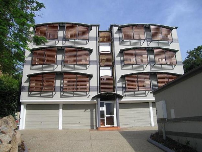 2/44 York Street, Indooroopilly QLD 4068