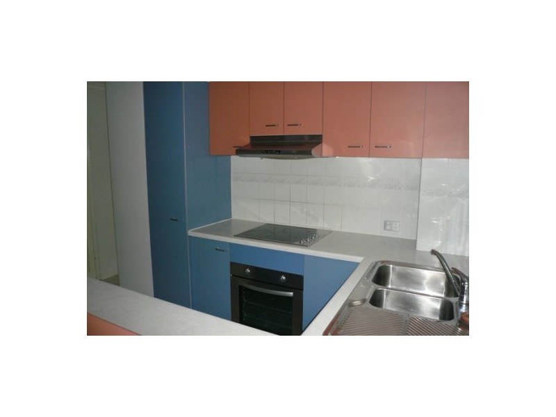 2/44 York Street, Indooroopilly QLD 4068