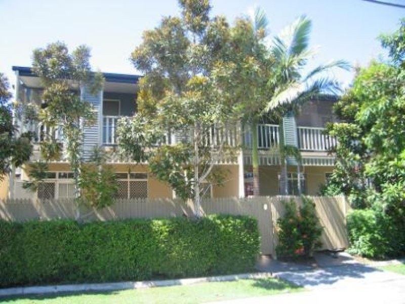 4/24 Cambridge, Bulimba QLD 4171