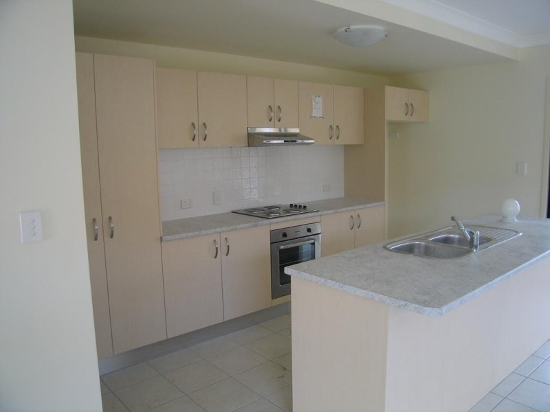 8/48 Halcomb Street, Zillmere QLD 4034