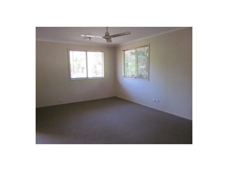 11 Boorana Street, Thorneside QLD 4158