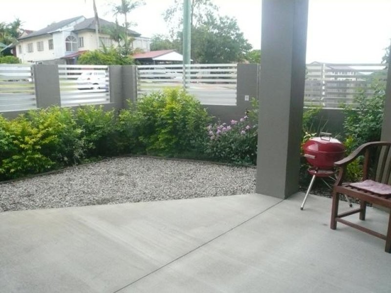 2/29 London, Nundah QLD 4012