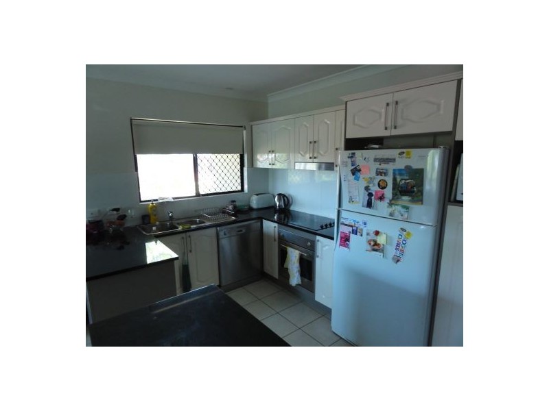 4 97 Wallace Street, Chermside QLD 4032