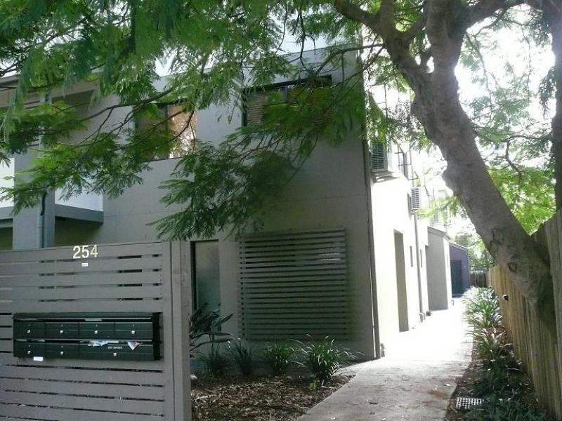 5 254 Riding Road, Bulimba QLD 4171