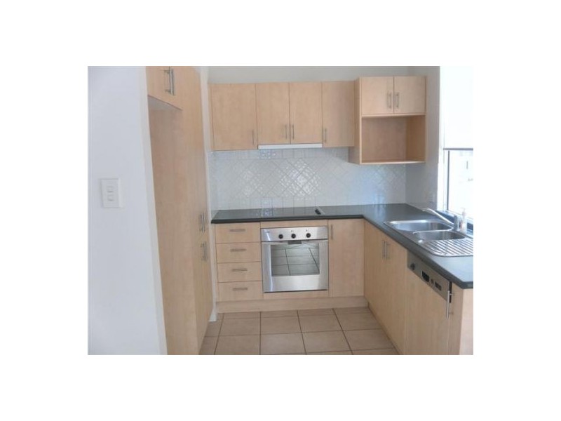 4/24 Cambridge, Bulimba QLD 4171