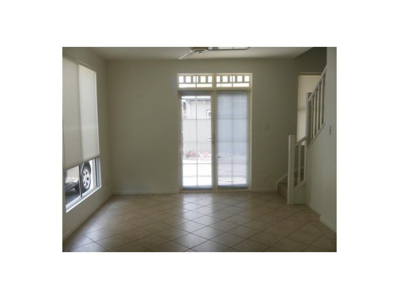 4/24 Cambridge, Bulimba QLD 4171