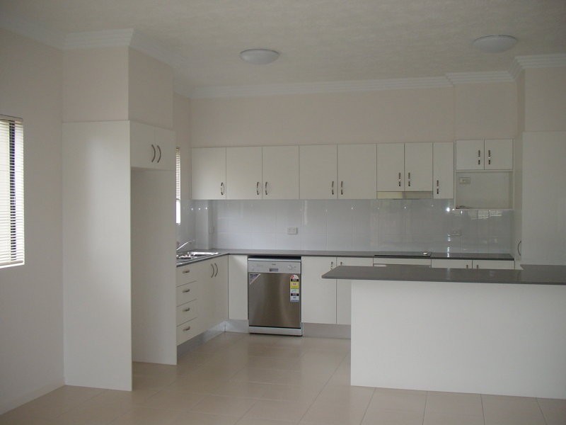 2 76 Gillies Street, Zillmere QLD 4034