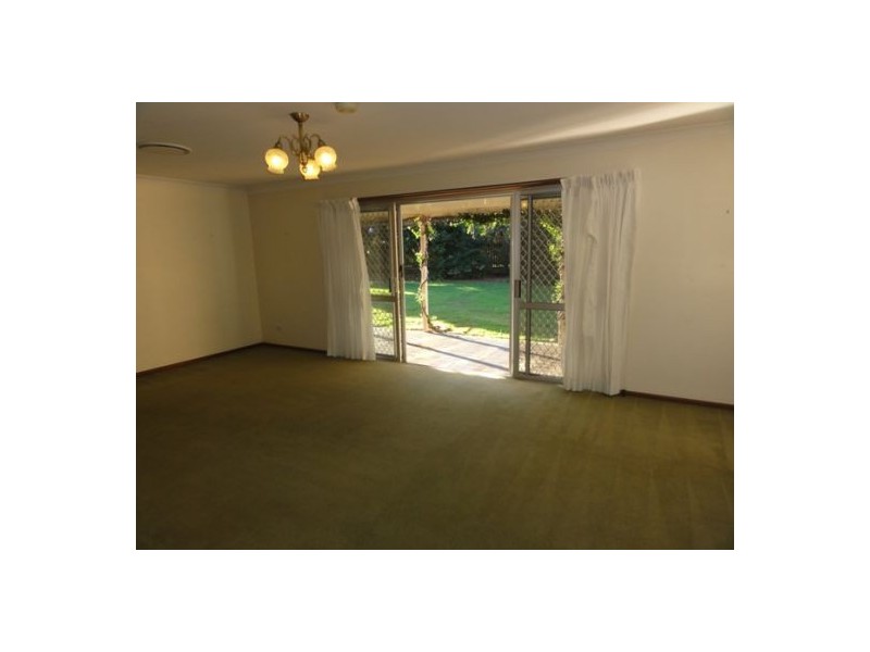 65 Janda Street, Robertson QLD 4109