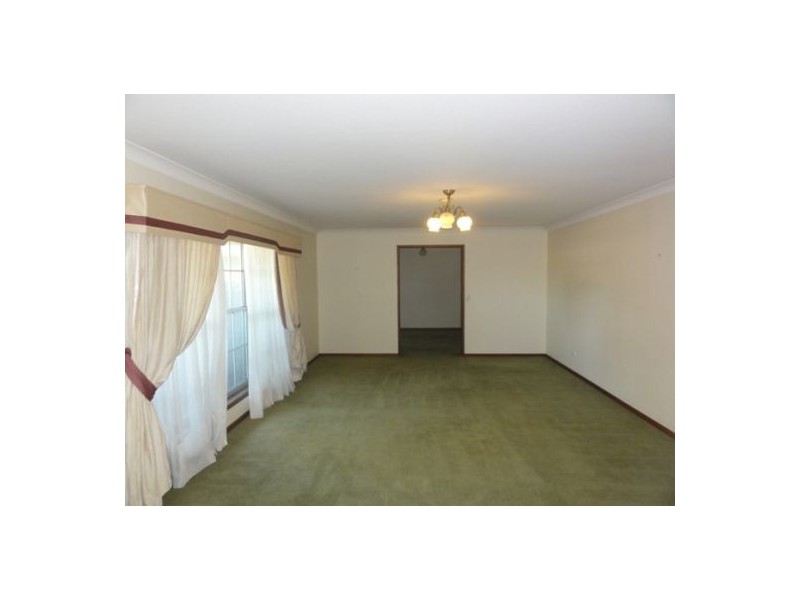 65 Janda Street, Robertson QLD 4109